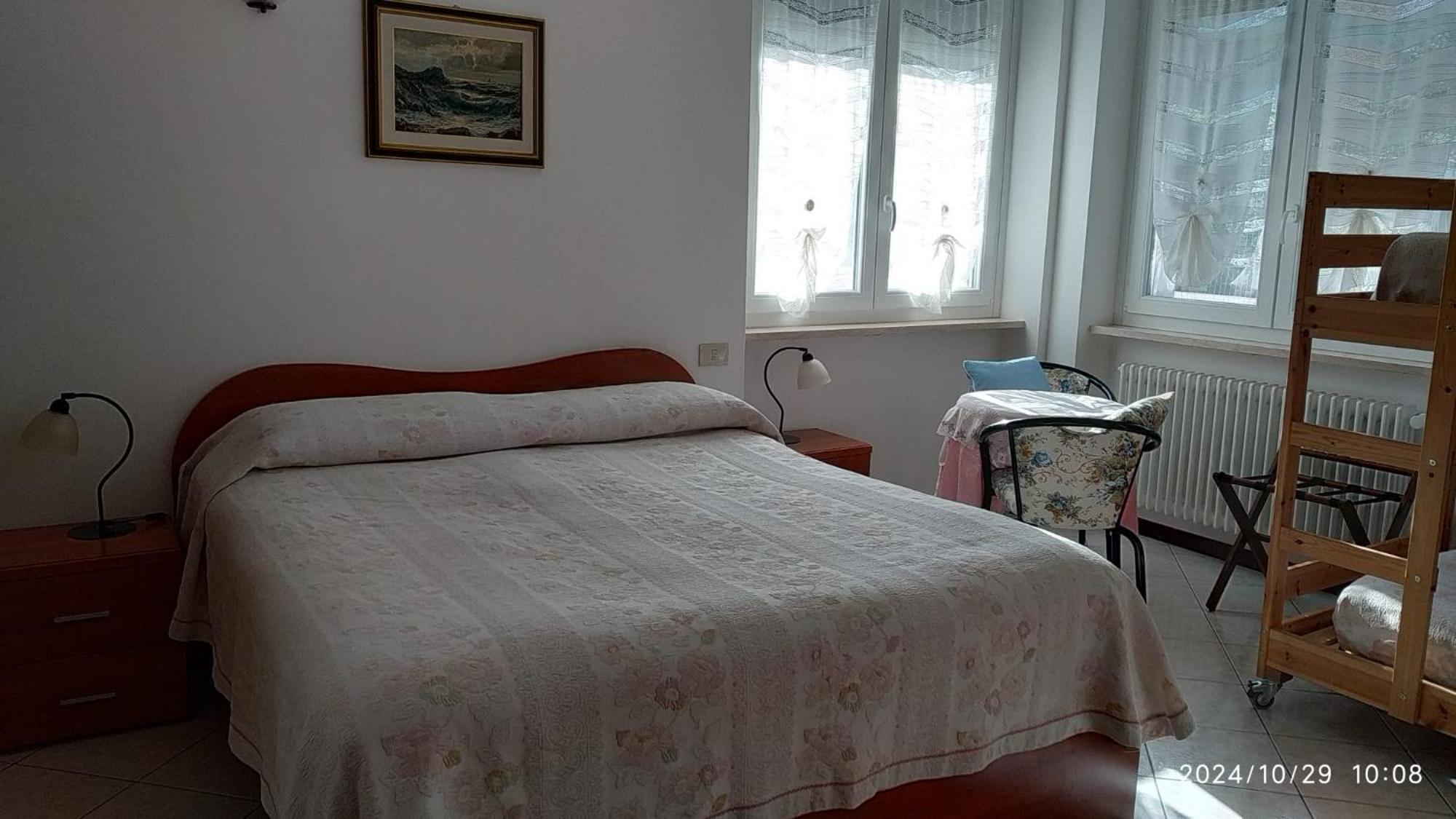 B&B Home Sweet Home Diano Marina Kültér fotó